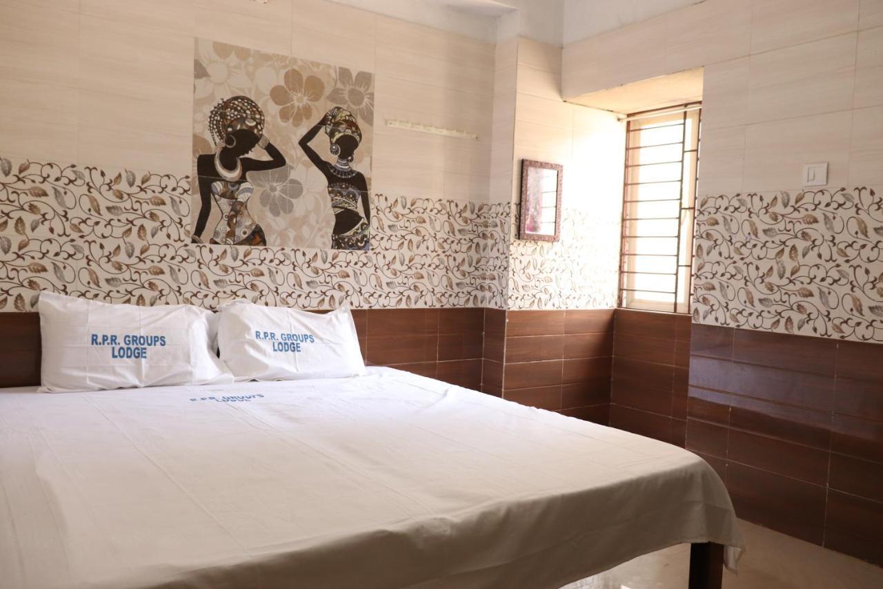 Annaiyin Hotel King Palace Velankanni Buitenkant foto